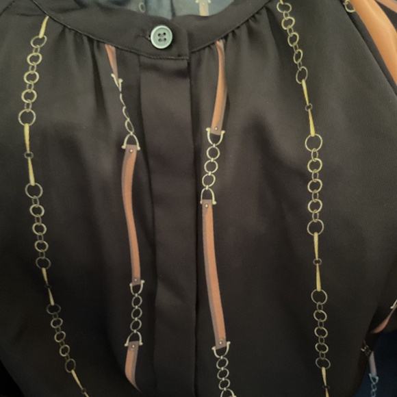 Blouse tops - Picture 8 of 11